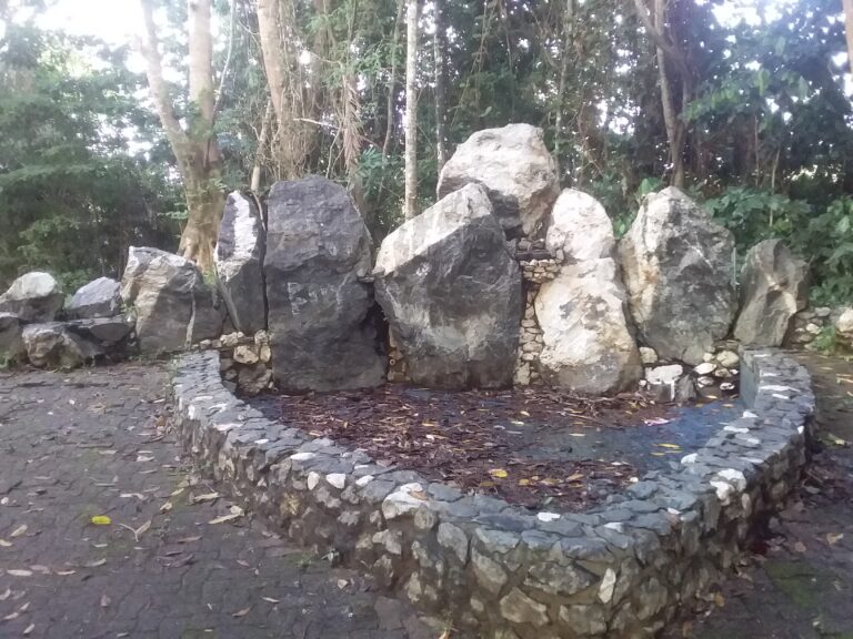 Our last image of the fountain (sic) in Anzac Park before it was demolished